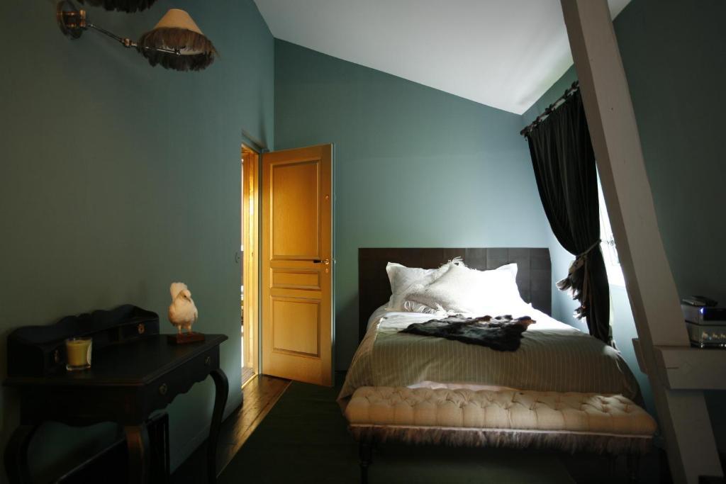 Maison D'Hotes Stella Cadente 프로뱅 객실 사진
